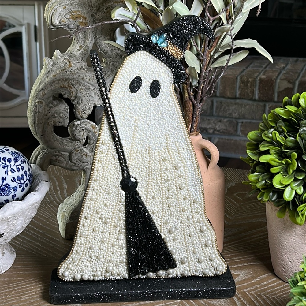 NEW! Vintage Inspired Spooky Cute Haunted Mansion Beaded Wood Glitter Boo Ghost